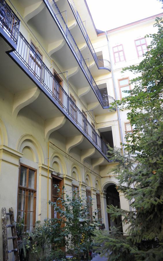 Opera Superior Liszt Ferenc Ter Apartment Budapest Bagian luar foto